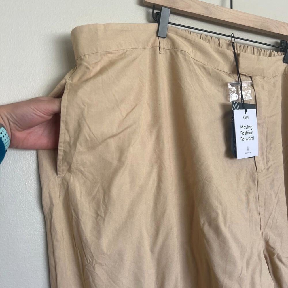 Able Alethea Drapey Wide Leg Trouser size 24 Oat Milk Khaki Lightweight Office - Picture 4 of 12